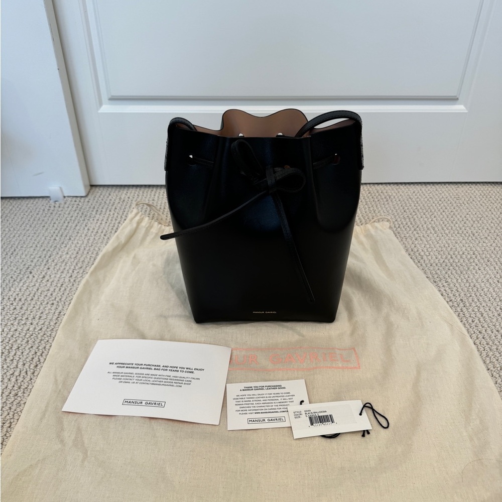 Mansur Gavriel Mini Bucket Bag Purse Crossbody Black Ballerina 100% Leather